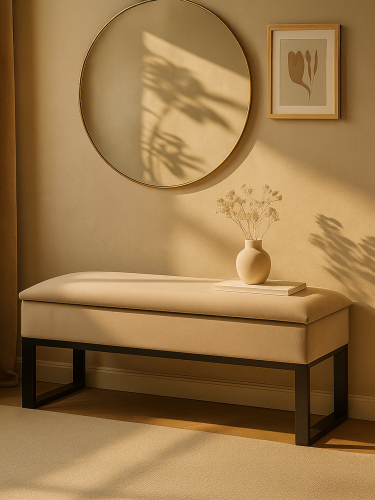 ławka ze schowkiem w kolorze kawy z mlekiem