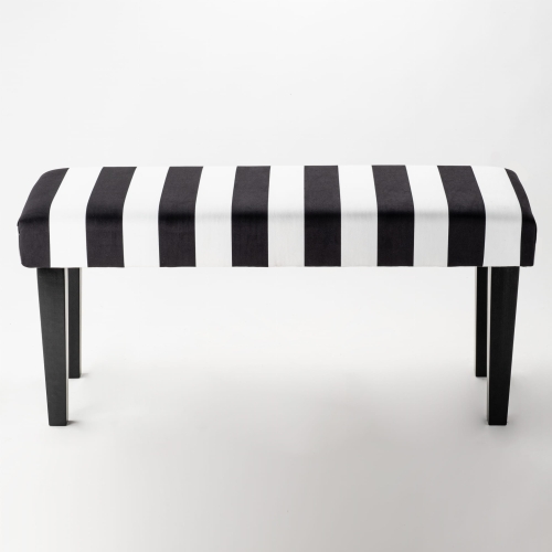 Wzorzysta ławka tapicerowana w paski